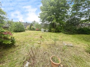 Rear Garden:- click for photo gallery